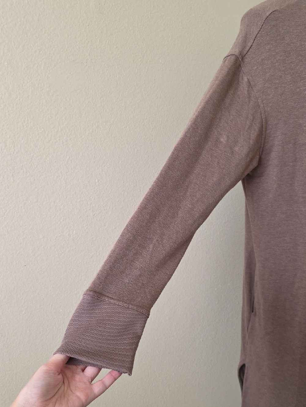 Travis Mathew Brown Longline Open Front Cardigan - Size XL - Picture 3 of 9